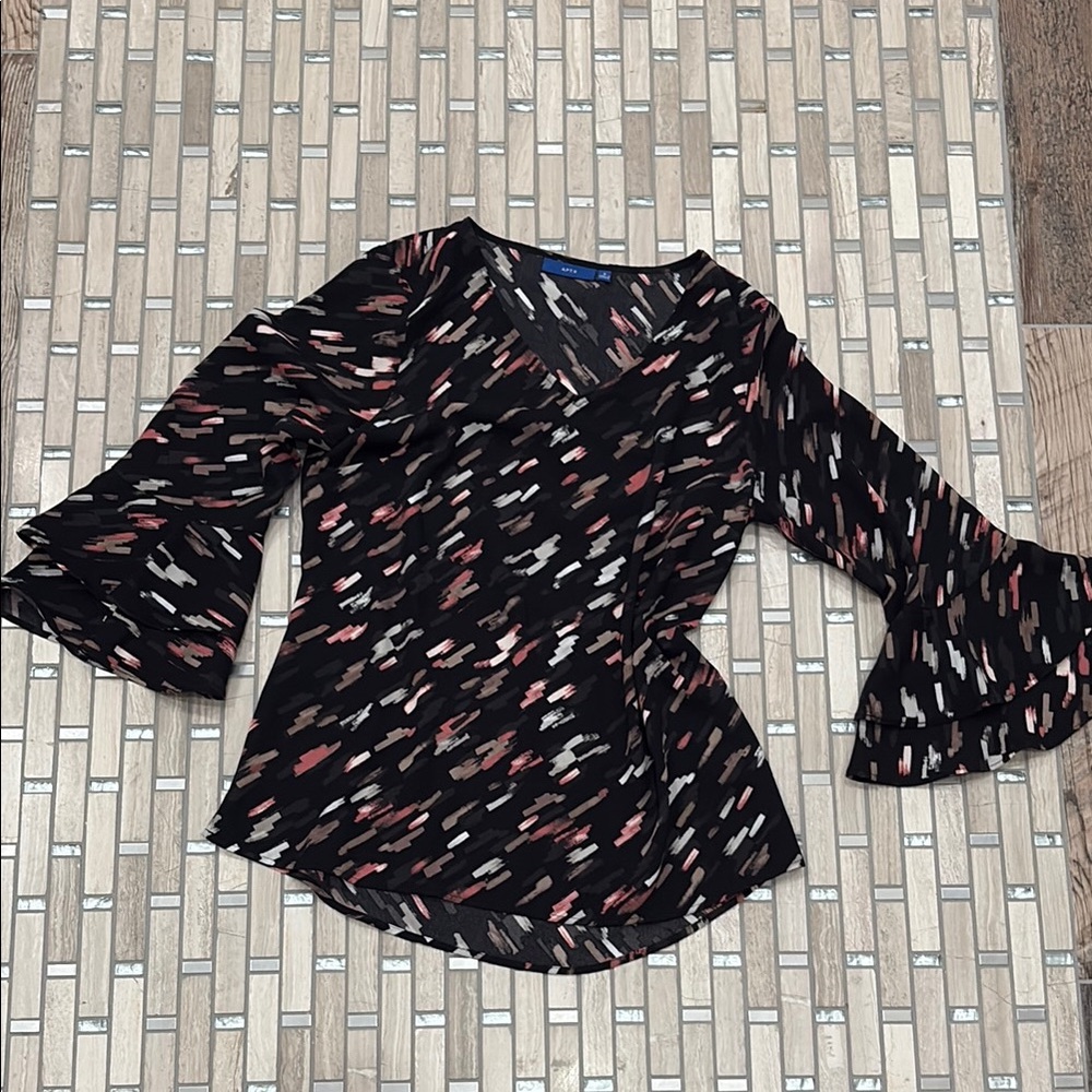 Apt. 9 Black and White Ruffled Bell Sleeve Blouse